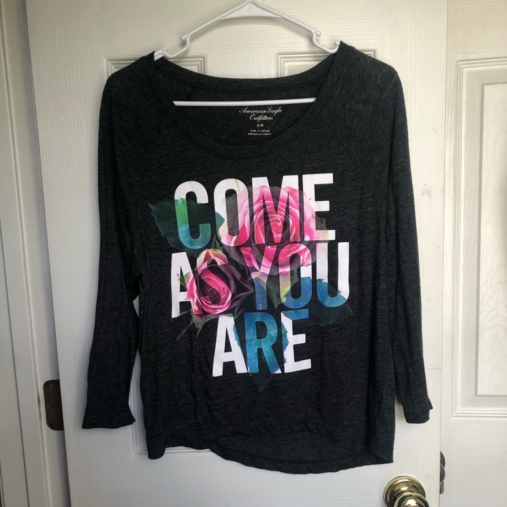 Gray long sleeve blouse